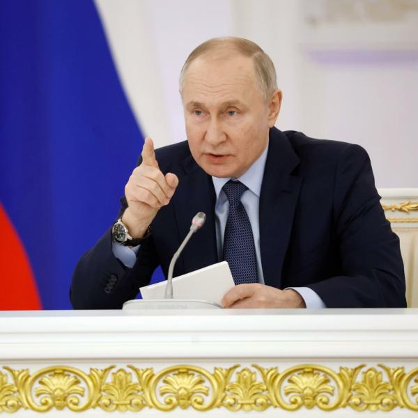 Russia, il messaggio di Putin nel suo discorso di fine anno: “Non arretreremo, nessuno ci fermerà”