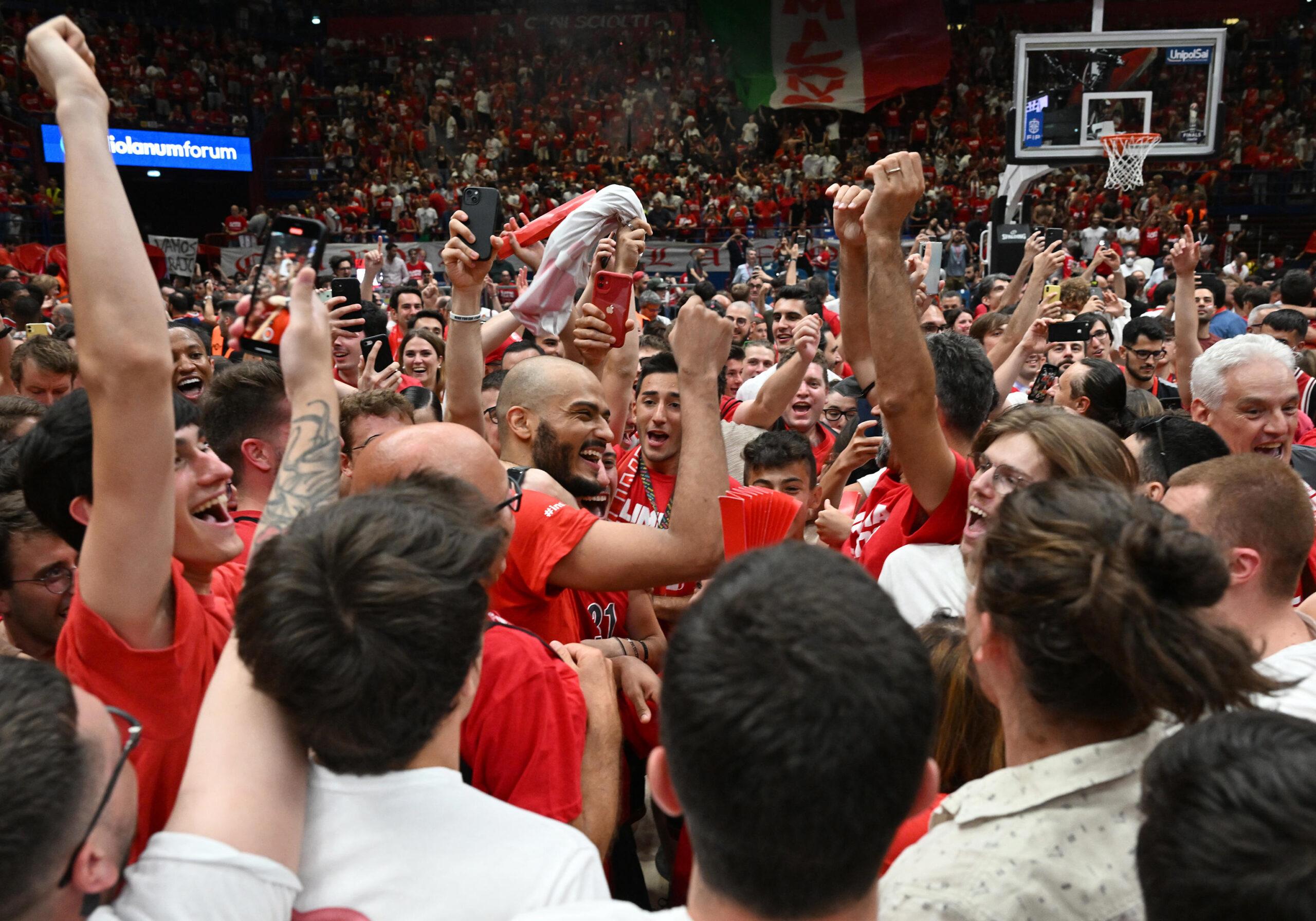 Basket, l’Olimpia Milano vince Gara 7 e conquista il 30° Scudetto nella storia