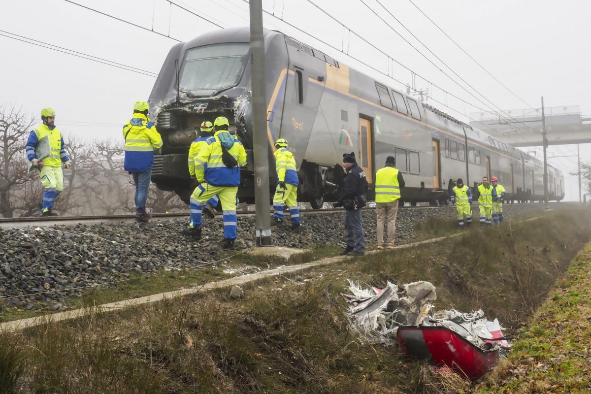 Bologna, cadavere sui binari: traffico treni fermo sulla linea Adriatica. Ipotesi di suicidio