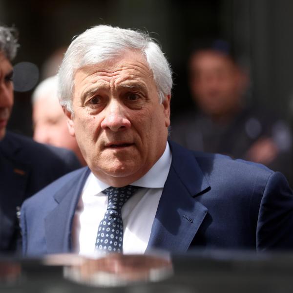 Europee, Tajani apre ai conservatori, no ai Verdi: “Sull’ambiente niente estremismi”