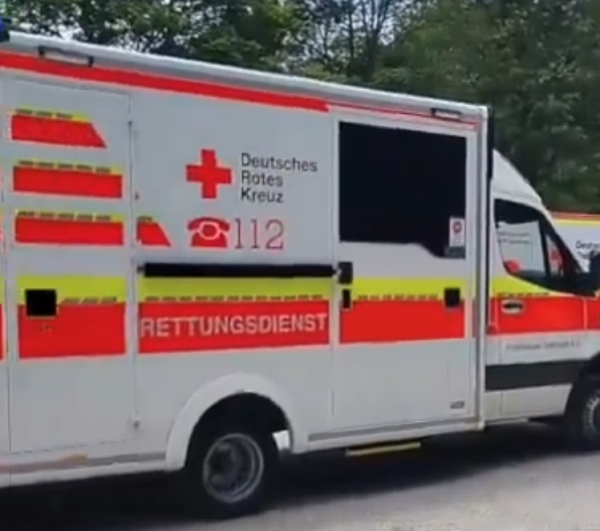 Germania, sparatoria a Lautlingen: morti tre adulti e due bambini, l’autore del gesto si è suicidato | VIDEO