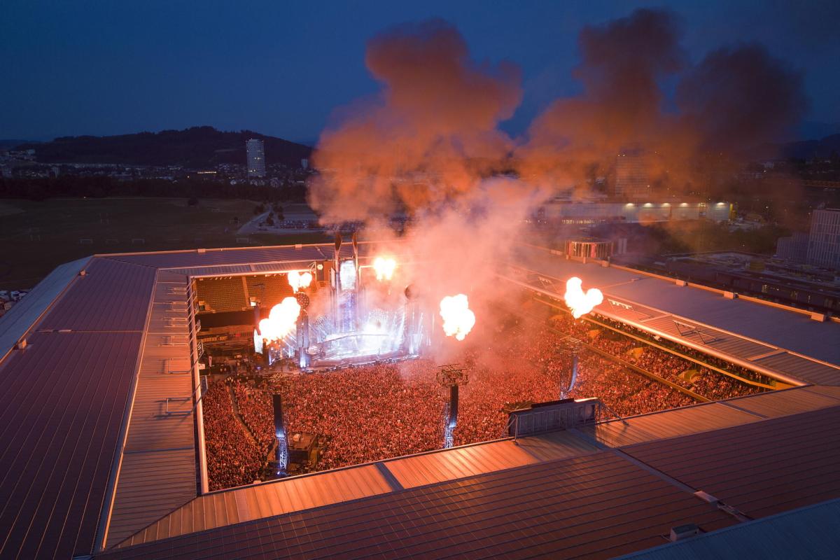 Rammstein, ecco le tappe del tour del 2024: date, quando escono i b…