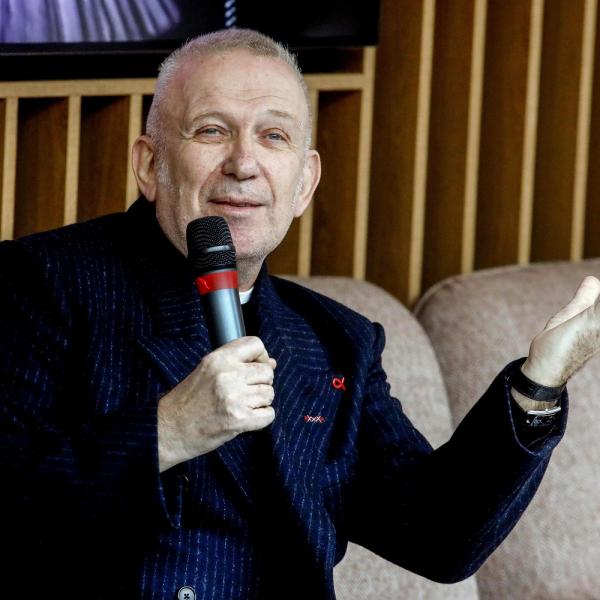 Jean Paul Gaultier a teatro a Milano, da oggi al 24 marzo all’Arciboldi lo stilista francese si racconta in “Fashion Freak Show”