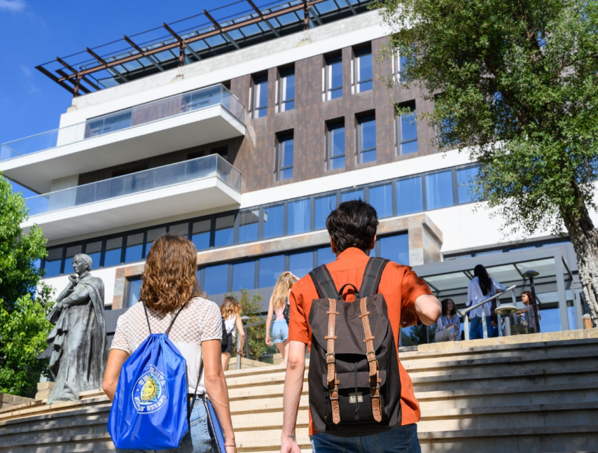 Frequenta Unicusano grazie alle 50 borse di studio offerte dall’ateneo: partecipa ai Click Days dal 20 al 24 maggio 2024