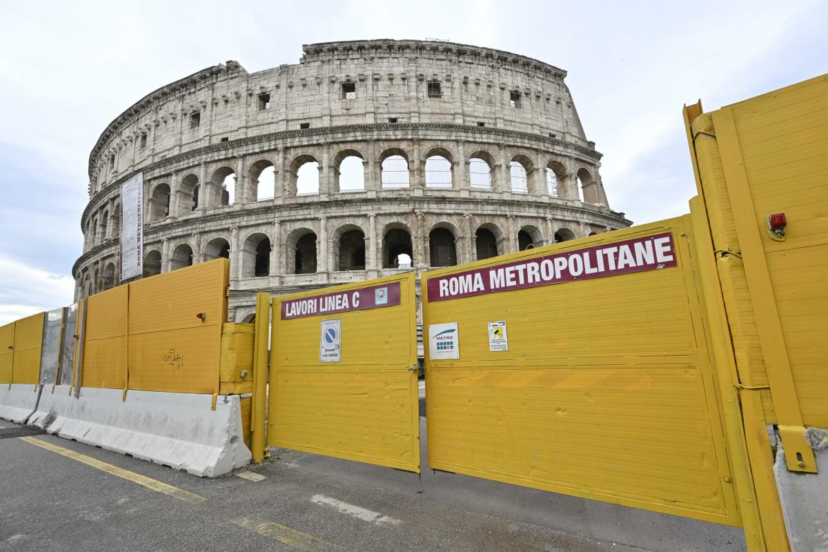 Roma, metro C chiusa dal 26 al 28 gennaio 2024: info, orari e bus sostitutivi