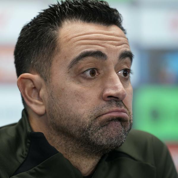 Xavi torna sull’addio al Barcellona: “Mi hanno massacrato”