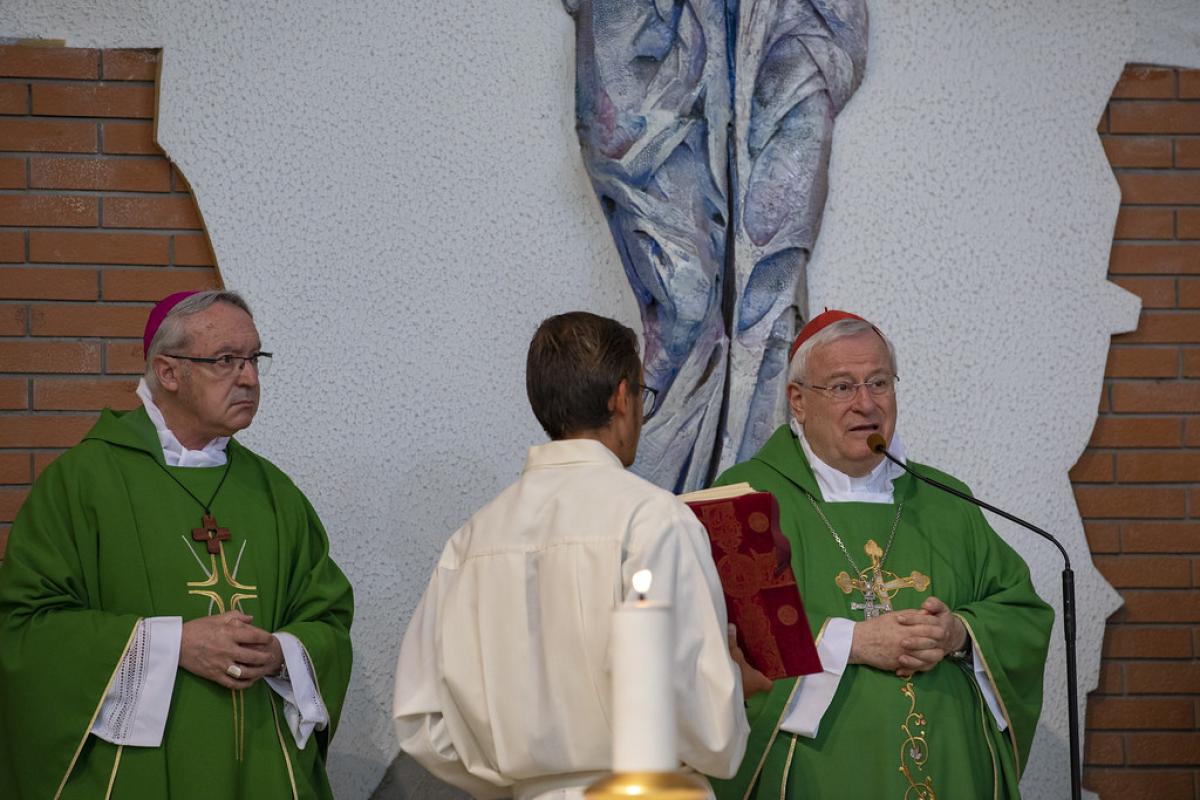 Cardinale Bassetti: “Pensare a una sanità universale”