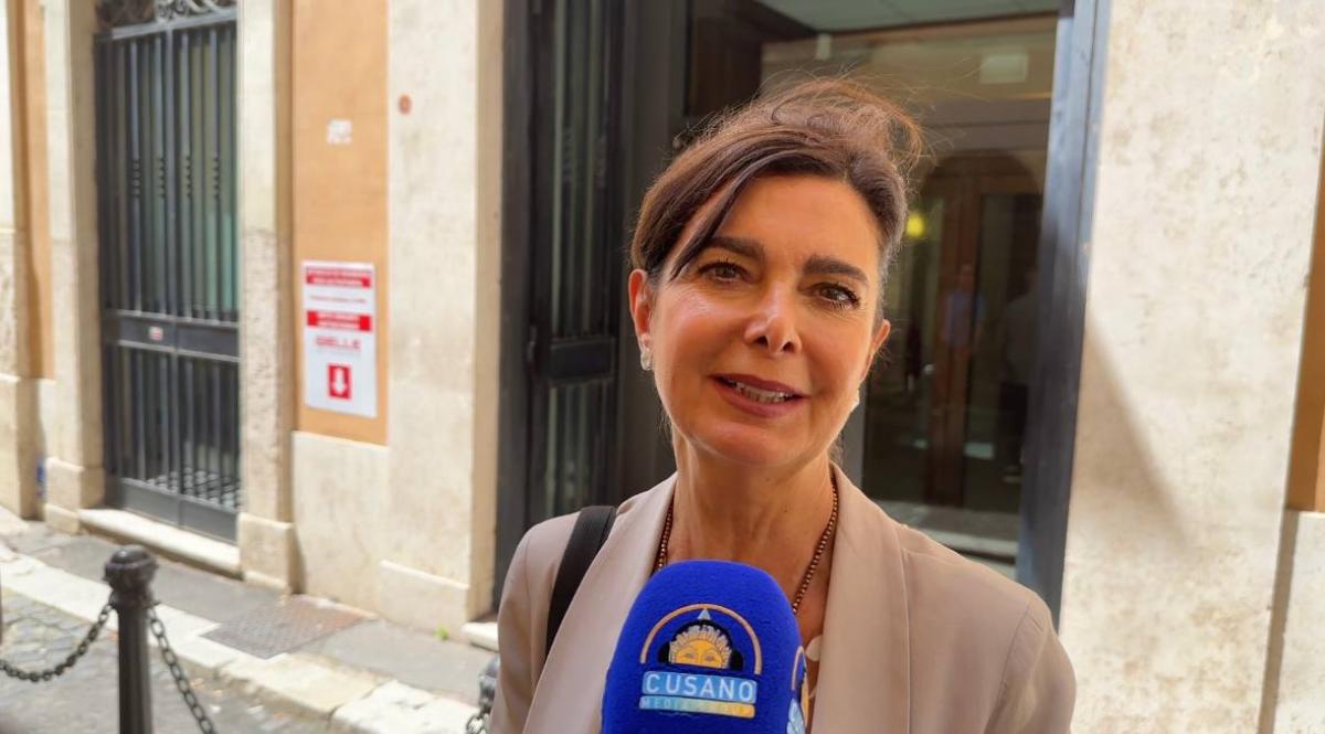 Patrick Zaki si laurea: Laura Boldrini: “Casi Regeni e Zaki? Abbiam…