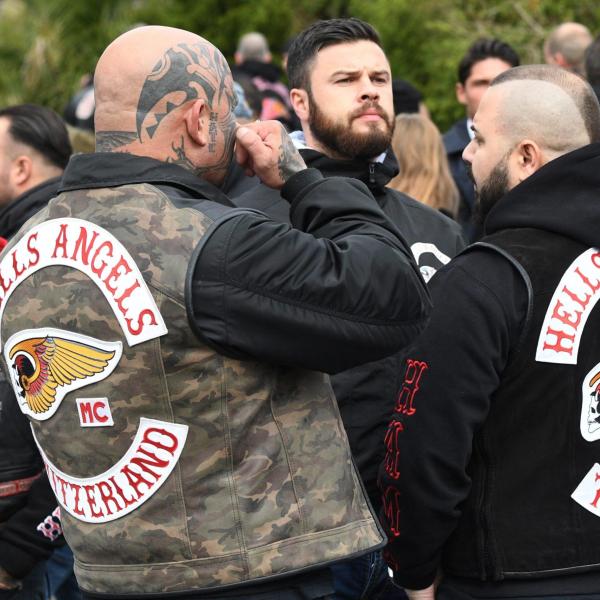 Usa, fece cremare i rivali nel “forno per la pizza”: nei guai il biker Hefferman degli Hells Angels