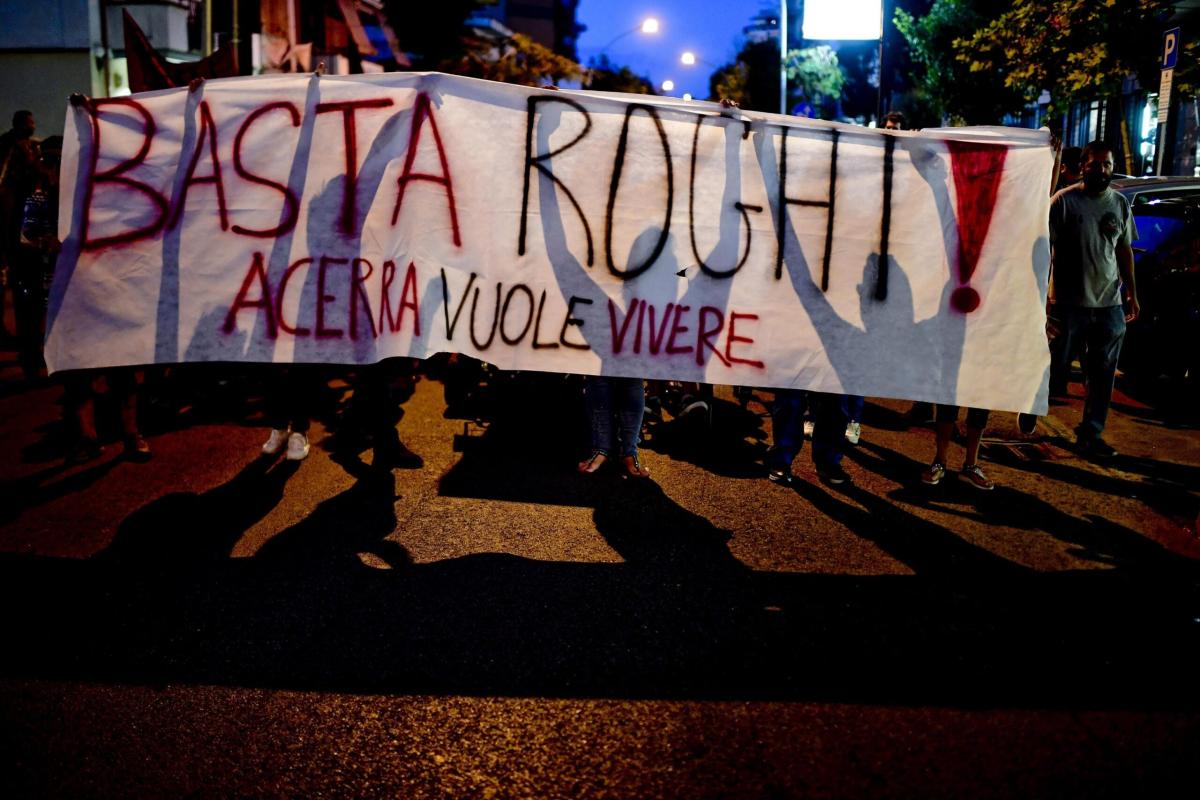 Terra dei fuochi, l’attivista Raniero Madonna di “Stop Biocidio” a …