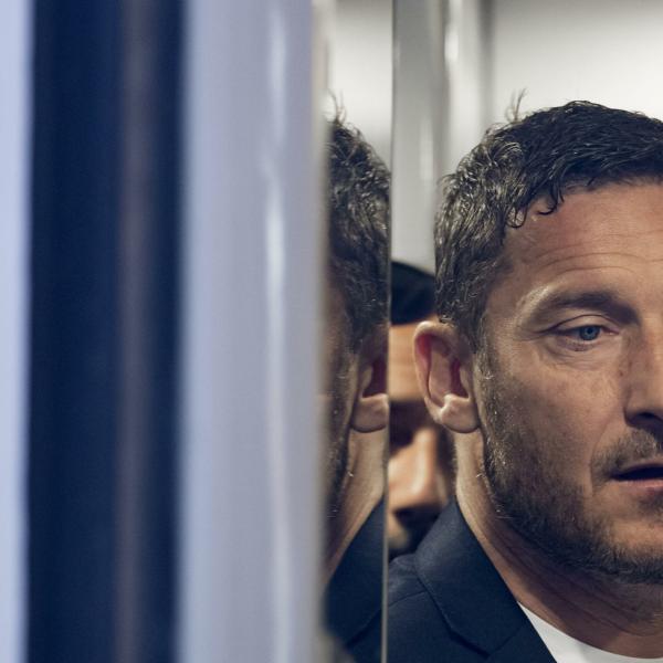 Roma, accertamenti fiscali per Totti: cosa è successo