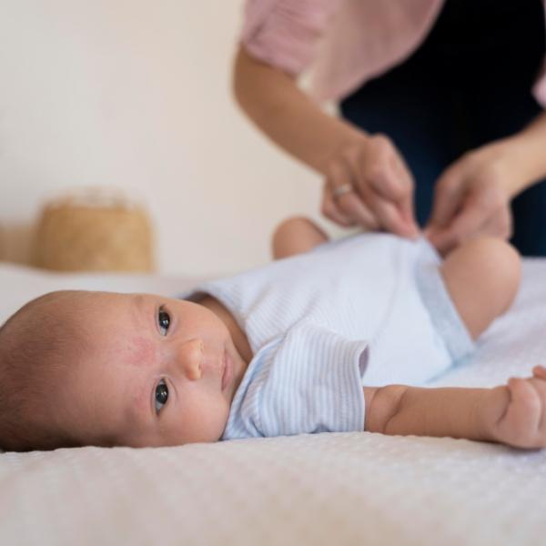 Come pulire il bambino al cambio pannolino?