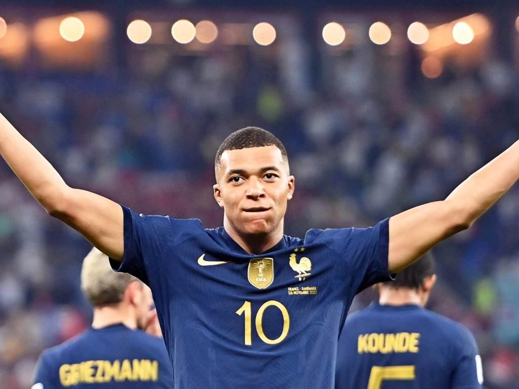 Mondiali Qatar 2022, Francia-Polonia 3-1: un super Mbappé trascina i Blues ai quarti