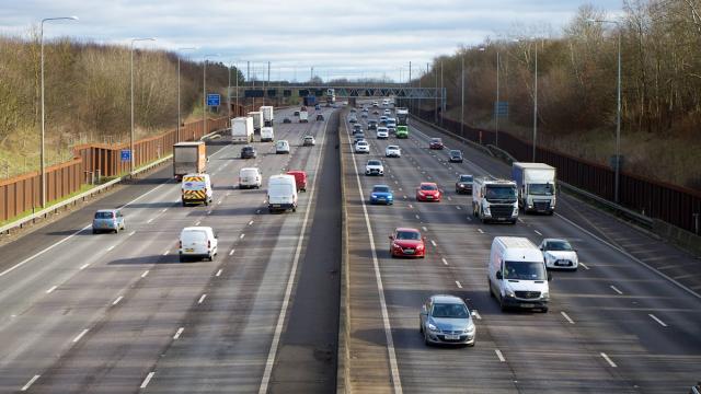 Pedaggi autostradali 2025, stangata su alcune tratte: ecco quanto aumentano