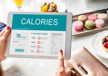 Serve davvero contare le calorie per dimagrire? Quali sono i pro e i contro di questa abitudine