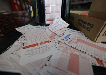 Meccanico vince alla lotteria 126 milioni di euro: “Noioso non lavo…