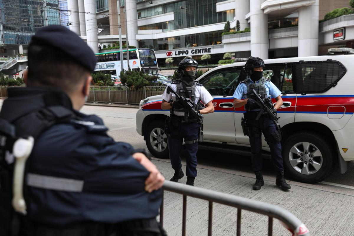 Repressione a Hong Kong, sale il numero degli oppositori arrestati:…