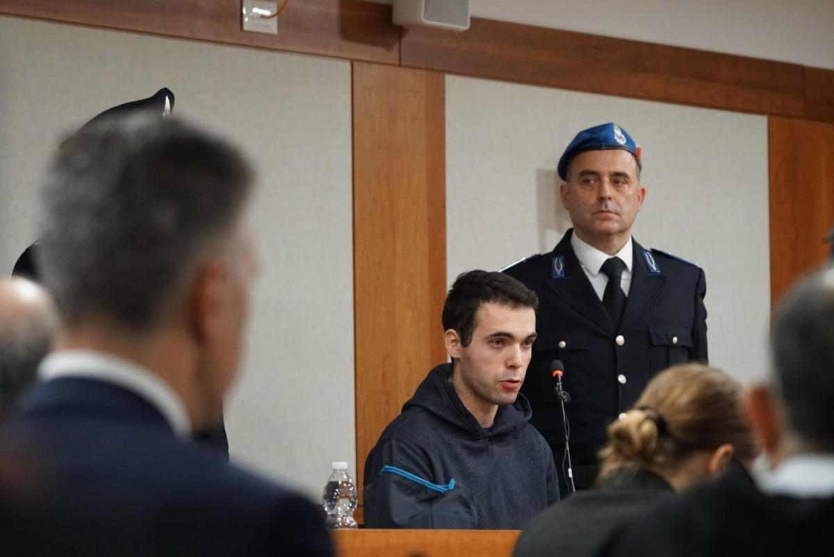 Filippo Turetta, in aula per l’interrogatorio sull’omicidio di Giulia Cecchettin, ammette: “Pensavo da giorni di rapirla e toglierle la vita”