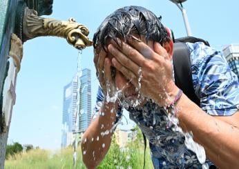 Da quanto tempo non piove? Fino a quando farà caldo? Lo studio shock sul cambiamento climatico e sulle temperature nelle città italiane con il flash mob di Fratoianni e Bonelli | VIDEO