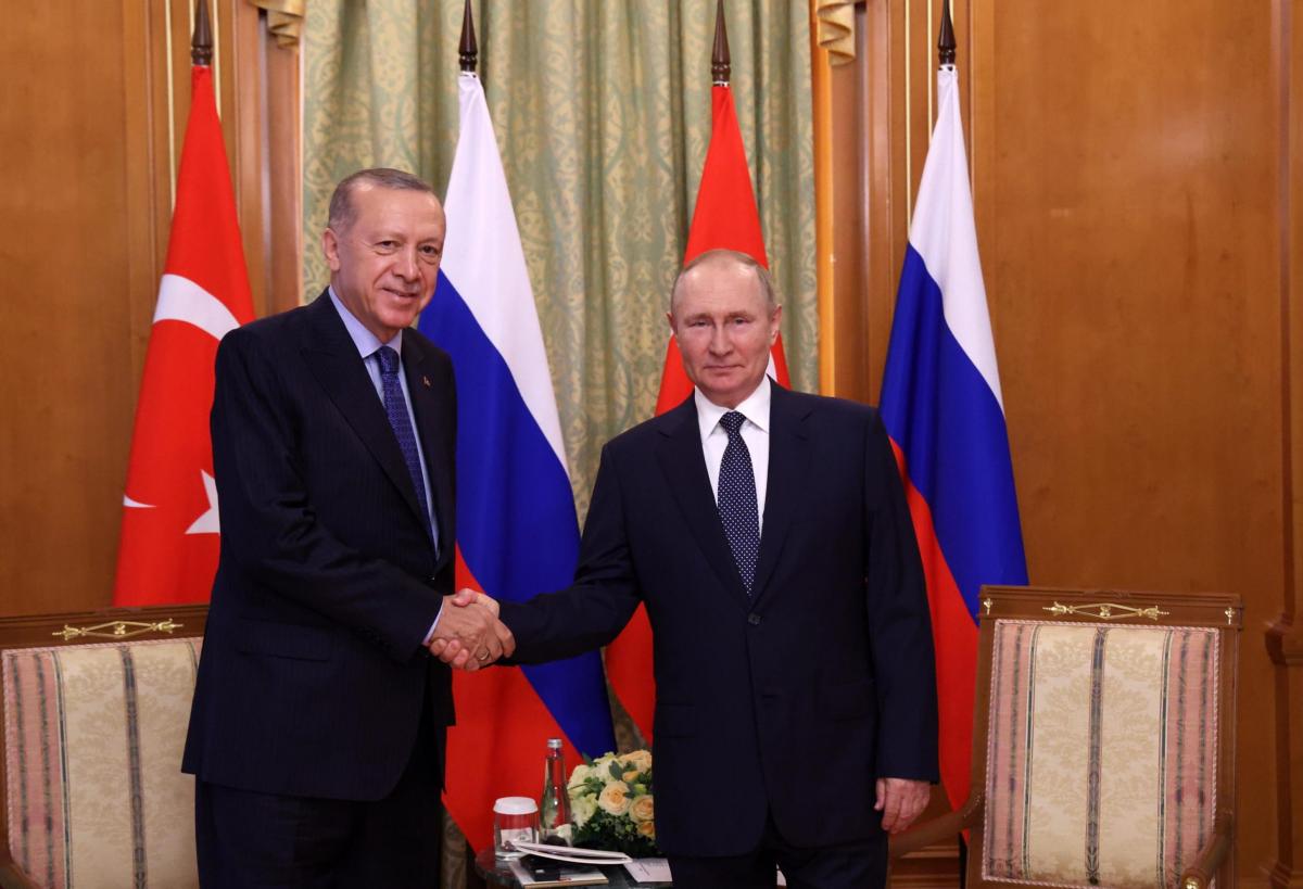 Erdogan annuncia: “Mi sono fatto promotore con Putin di organizzare…