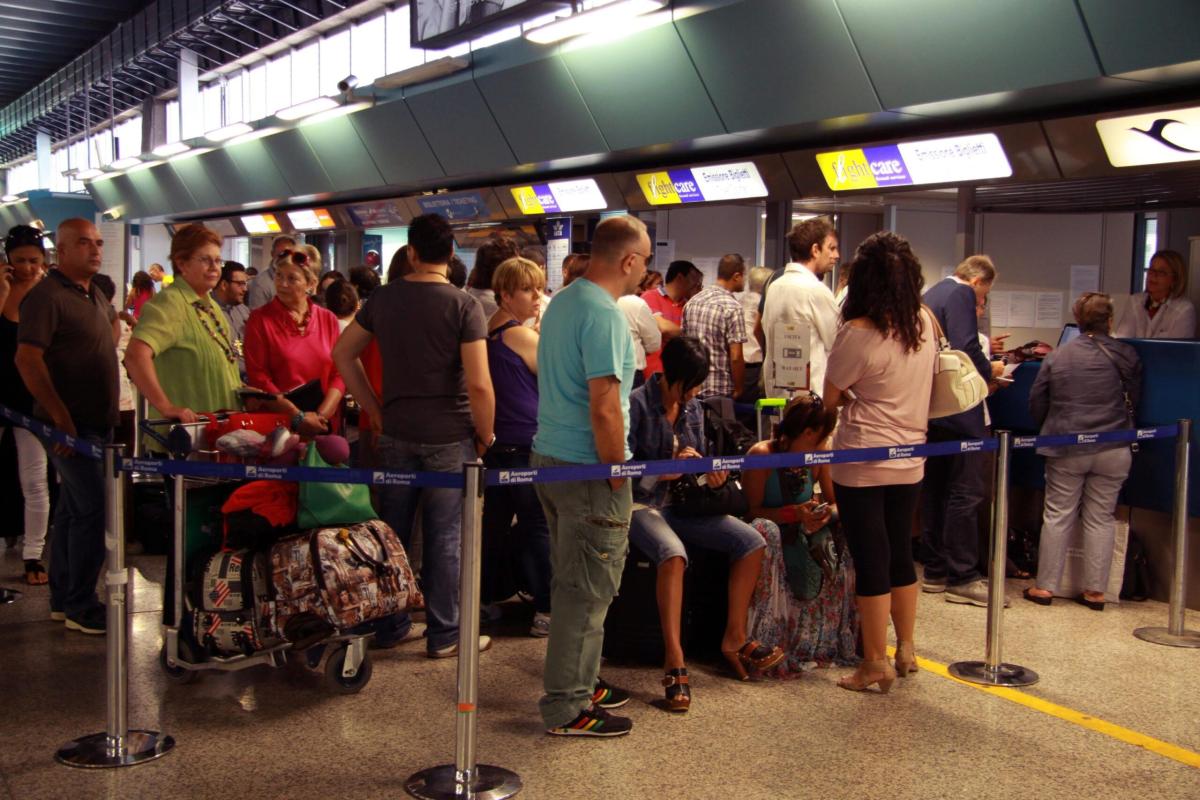 Palermo, aeroporto chiuso oggi: perchè e quali sono i voli cancellati