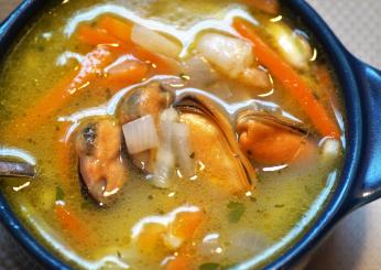 Zuppa di pesce senza spine: la ricetta da leccarsi i baffi