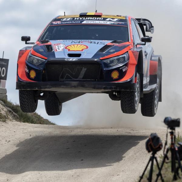 Wrc Rally Sardegna 2023, la vittoria va a Neuville: i risultati