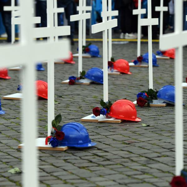 Palermo, incidente sul lavoro a Casteldaccia: morte cinque persone dopo un intervento alla rete fognaria