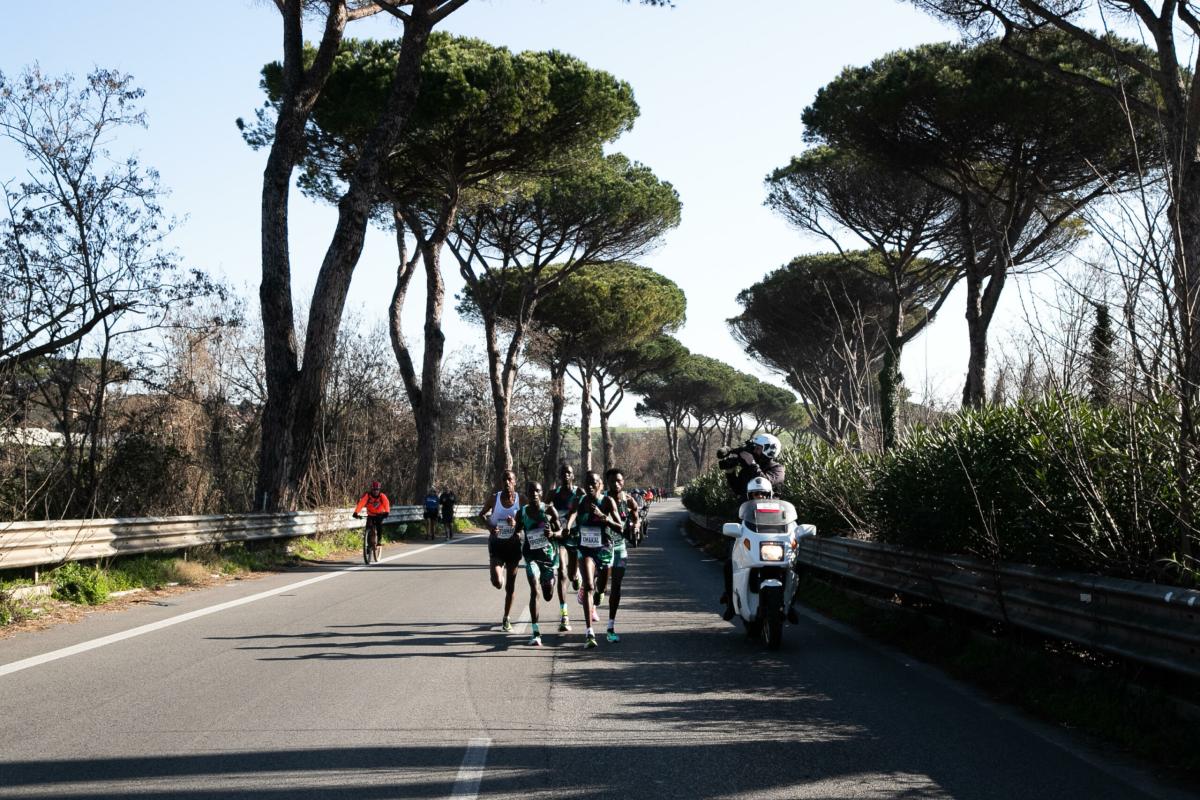 Mezza maratona Roma Ostia 2024: percorso, orari, strade chiuse e deviazioni