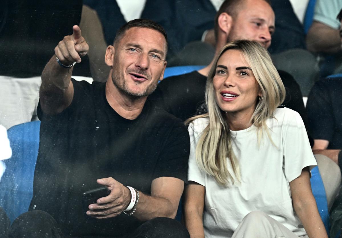 Europa League 2024 Roma – Bayer Leverkusen, c’è anche Totti…ma è la figlia con fidanzato | FOTO