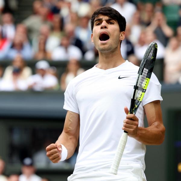 Alcaraz trionfa a Wimbledon 2024: battuto Djokovic in tre set