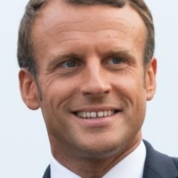 Macron vola da Putin ma da Mosca sono freddi: “Nessuna svolta”