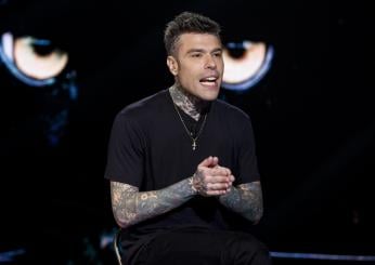 Fedez ricoverato in ospedale a Brindisi dopo un malore in aereo: come sta