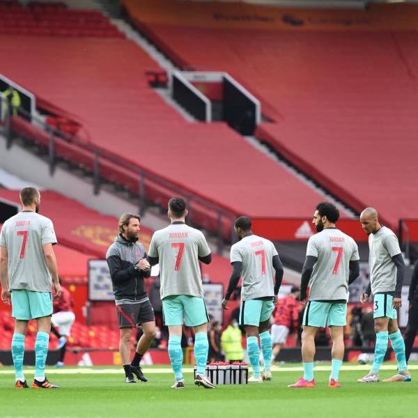 Morto tifoso dopo Blackpool-Burnley, in Inghilterra torna la paura hooligans?