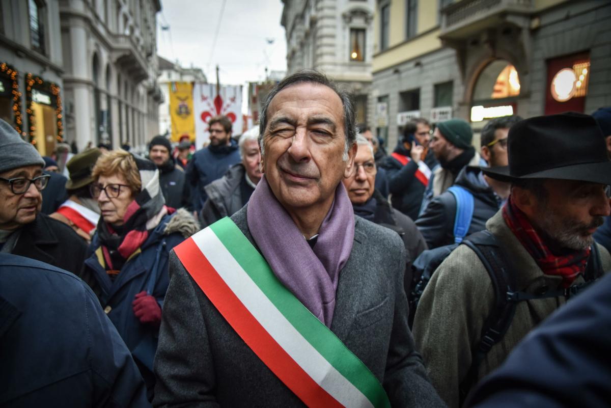 Piazza Fontana, il sindaco di Milano Sala: “Meloni prenda le distan…