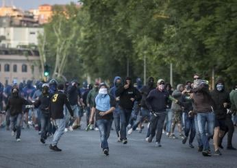 Roma-Lazio, scontri tra tifosi al bar River: arrestati due ultras, trovati martelli e un machete | VIDEO