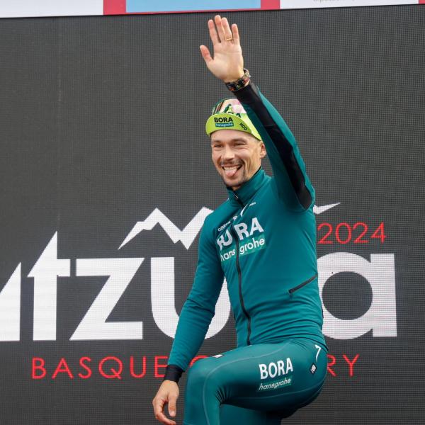 Delfinato 2024, Roglic in difficoltà ma vince per 8″, ultima a Rodriguez