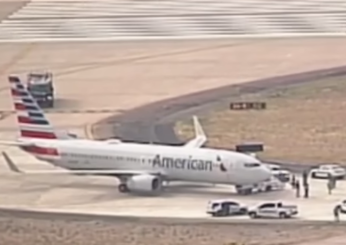 Stati Uniti, uomo tenta di aprire il portellone di emergenza. Paura a bordo di un volo American Airlines