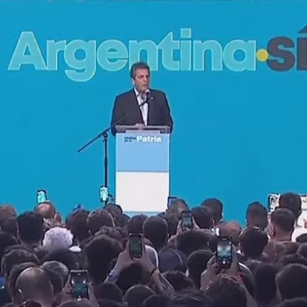 Sergio Massa, chi è il possibile nuovo presidente dell’Argentina? Età, origini, moglie e orientamento politico