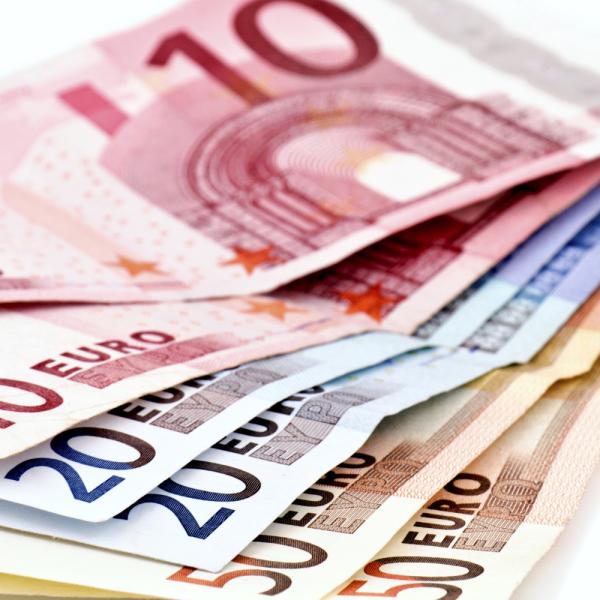 Bonus 200 euro proroga agosto e settembre