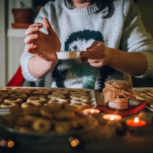 Come resistere alla voglia di dolce durante le feste? I consigli dalla nutrizionista