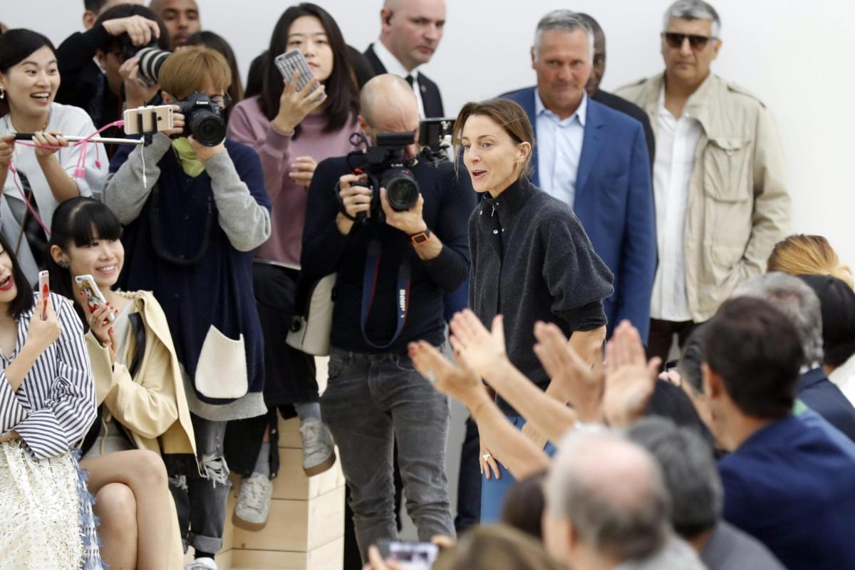 Phoebe Philo annuncia il lancio del proprio brand dopo anni di attesa