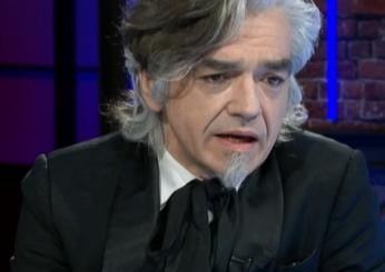 Morgan chatta con la Meloni: “Almeno non se la tira. Ma non voterò lei, sono anarchico”