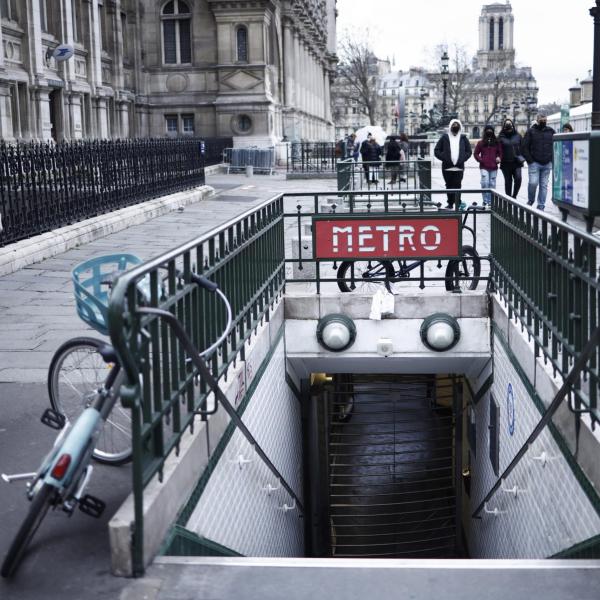 Parigi, ipotesi traffico di organi dietro la morte della 12enne Lol…