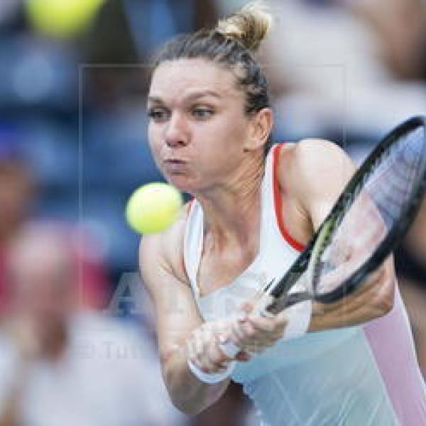 Doping, ancora accuse per Simona Halep. La replica: “Indifesa di fronte a questa persecuzione”