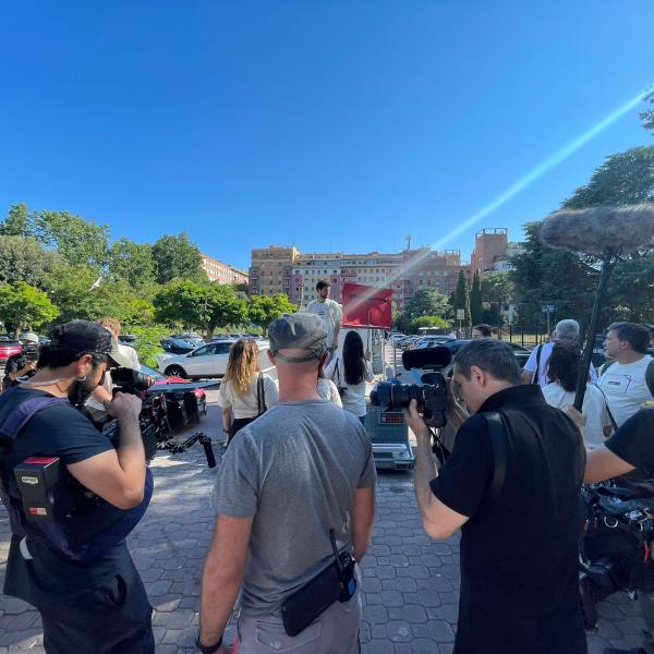 Manifestazione lavoratori del cinema, oggi 27 giugno 2024 a Roma: continua la protesta per la tutela della categoria | VIDEO