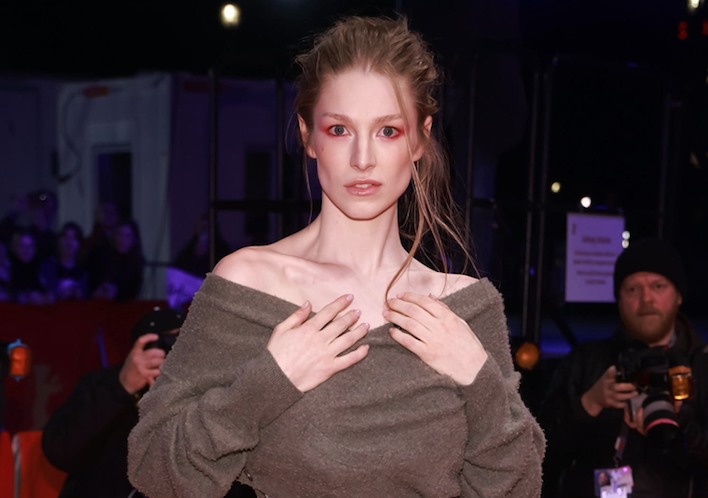 Hunter Schafer, età, carriera e curiosità sulla Scream Queen della Berlinale 2024