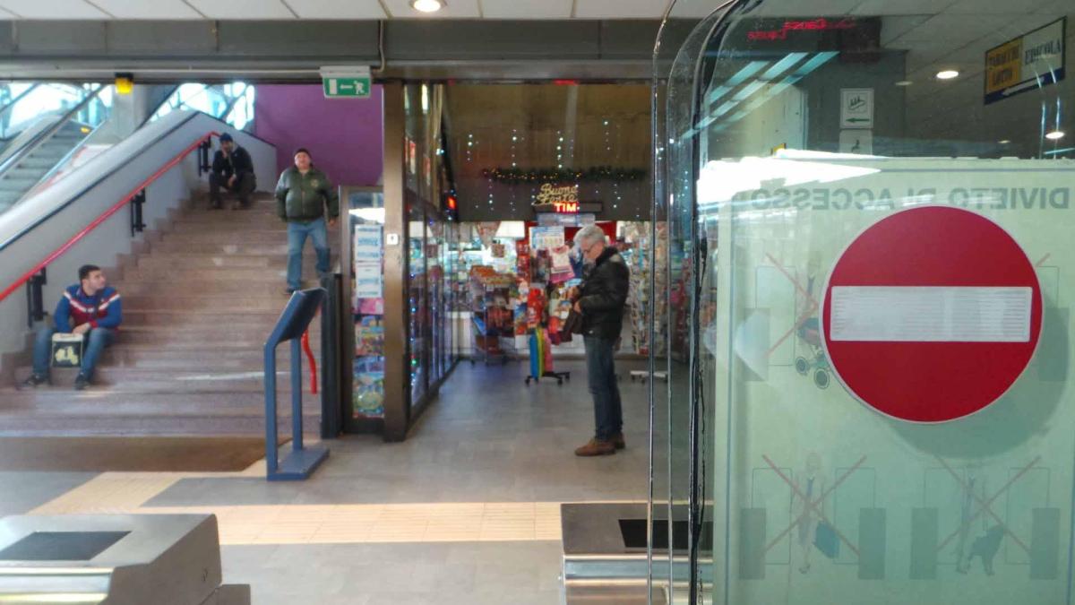 Sciopero Napoli 29 settembre: orari e servizi garantiti metro, line…