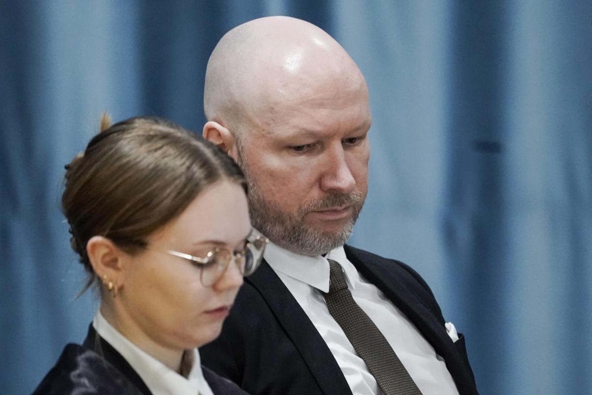 Anders Breivik oggi: in che prigione si trova dopo la condanna per gli attentati di Oslo e Utoya e quando esce? La sua storia ha ispirato il film “22 luglio”