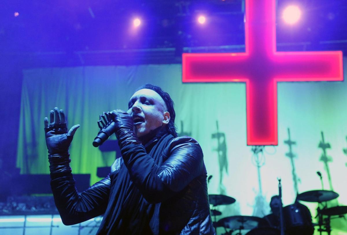 Concerto Marilyn Manson Milano 2025, sold-out in meno di 24 ore. È polemica, i fan: “Pochi biglietti disponibili, l’Alcatraz troppo piccolo per un artista di fama mondiale. Urge una seconda data”